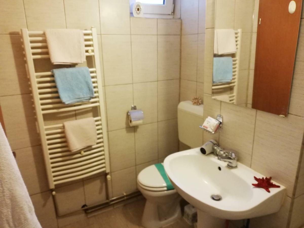 Central Appartment St'S Martin Church براشوف المظهر الخارجي الصورة